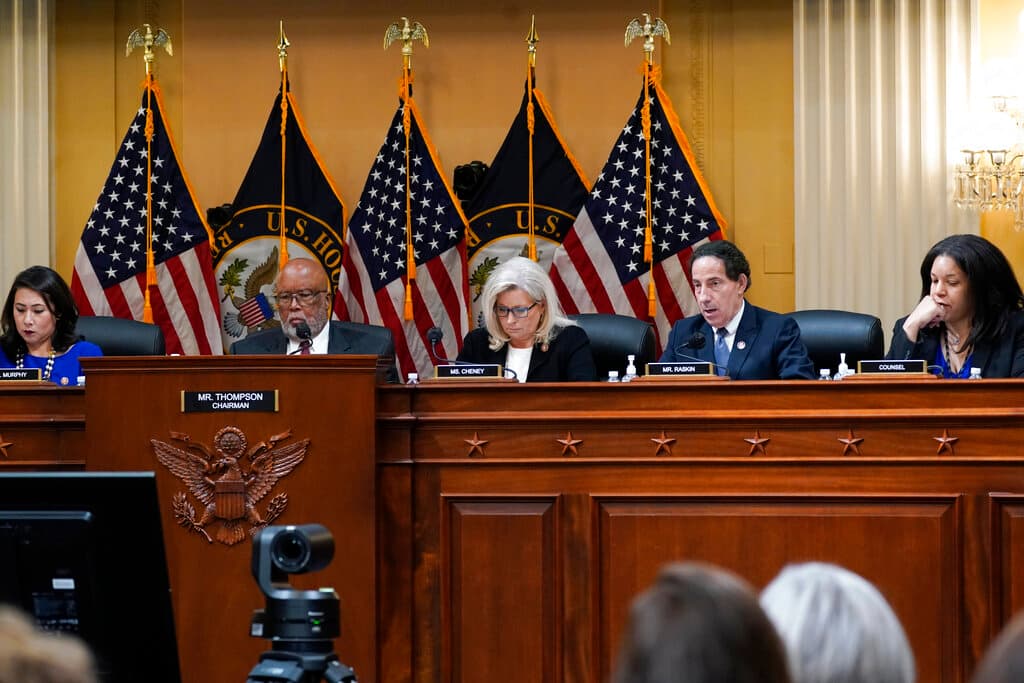 Comité del Congreso asegura que un tuit de Trump fomentó la violencia del 6 de enero contra el Capitolio