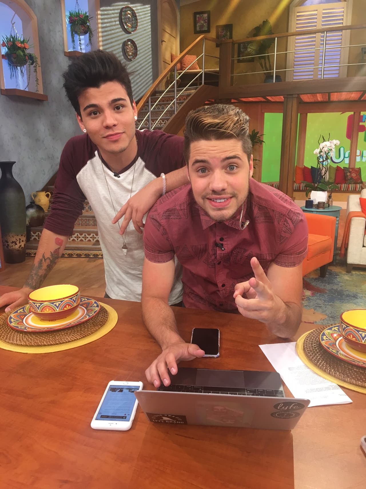 William nos presentó al youtuber colombiano Sebastián Villalobos.
