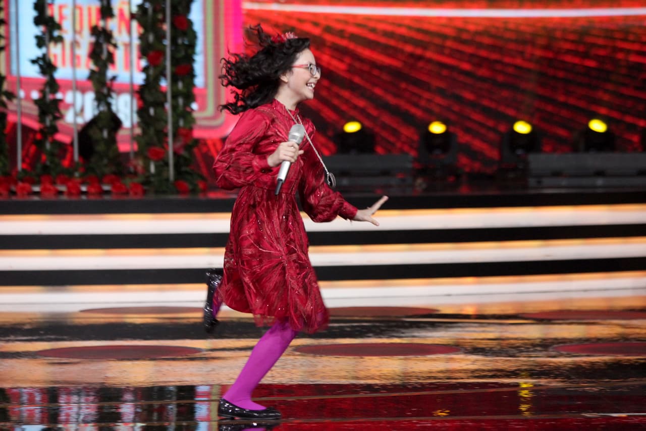 Taisia no sólo transmite su ternura e inocencia en su manera de interpretar, también en su imagen.