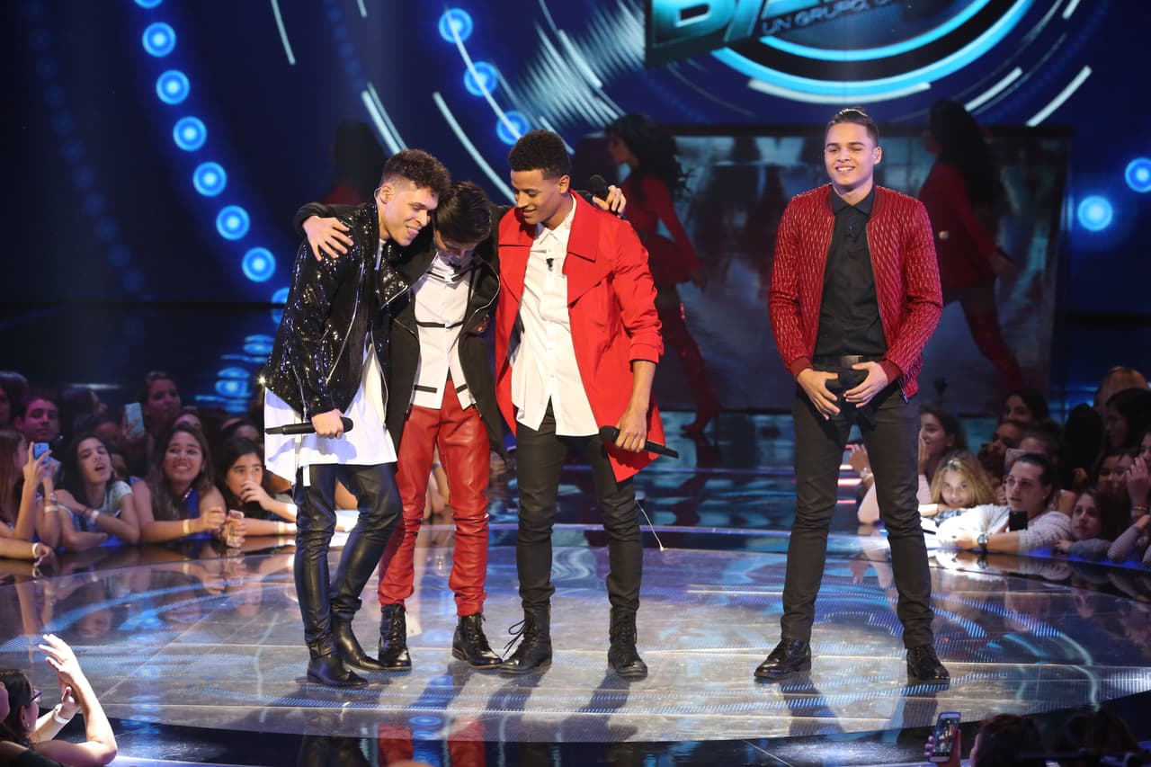 No era para menos, pues el trabajo duro de la semana se vió reflejado en el stage.