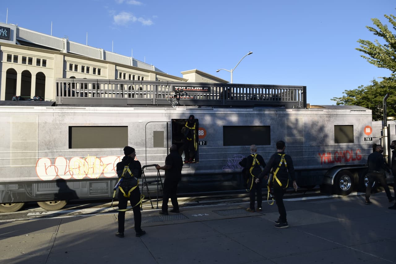 Allí, desde temprano, los expertos se aseguraron de que todo estuviera perfecto para llevar a cabo semejante espectáculo nunca antes visto.