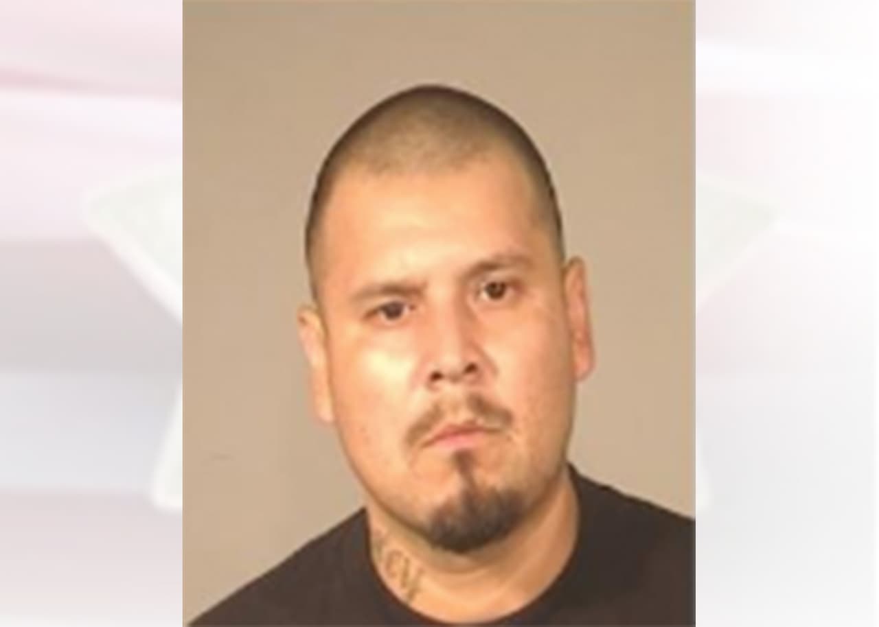 Nombre: José Figueroa
<br>Fecha de Nacimiento: 8/5/1982
<br>Orden de arresto: #20000094