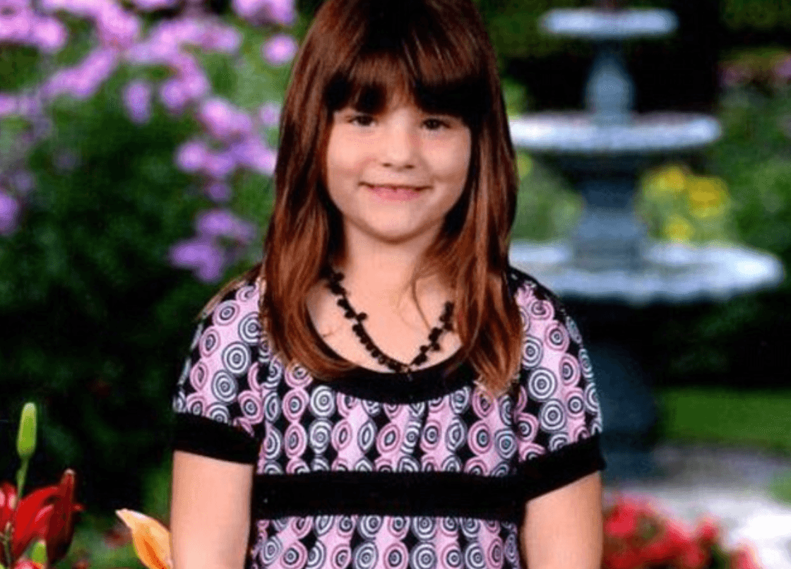 <b>Somer Thompson, 7 años. </b>Esta niña fue engañada, abusada sexualmente y asesinada en Orange Park, por Jarred Harrell, de 29 años. Había desaparecido en 2009, mientras caminaba a casa desde la escuela. Su cuerpo fue encontrado días después en un vertedero. Harrell confesó el crimen y fue declarado culpable el 3 de febrero de 2012 de asesinato en primer grado, secuestro, agresión sexual y conducta lasciva. Fue condenado a cadena perpetua.
