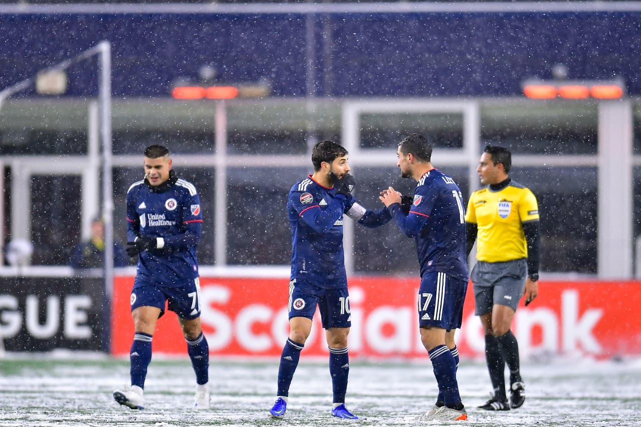 New England Revolution fue muy superior a los Pumas y se impuso gracias a un doblete de Adam Buksa y otro tanto de Sebastian Lletget.