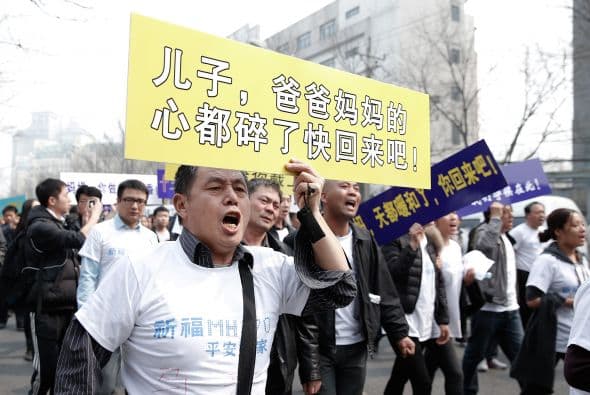 El avión viajaba con 239 personas a bordo y desapareció cerca de 40 minutos después de despegar el 8 de marzo.