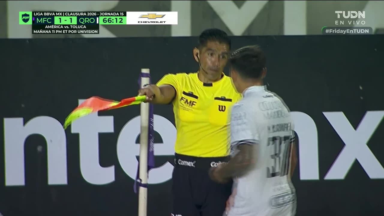 ¡Le anulan otro gol a los Gallos Blancos! Posición adelantada del atacante