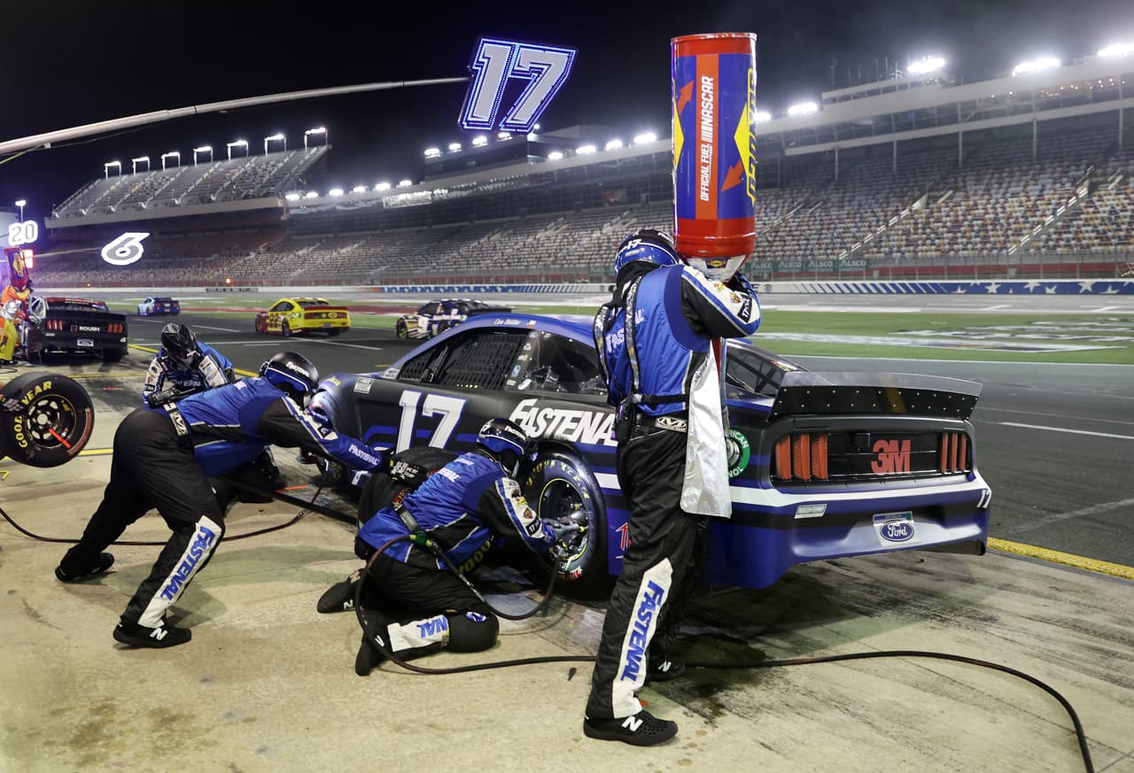Aunque la nueva modalidad de las carreras es un tanto extraña, los fanáticos de los deportes en todo el país han clamado que regrese la acción.