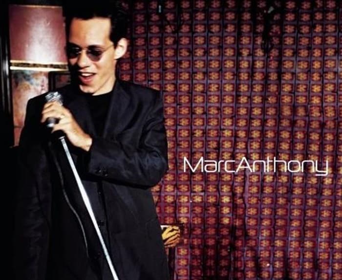 'Marc Anthony' es el nombre de su primer álbum homónimo, y el segundo en inglés. Este disco, del año 1999, debutó en el Top 10 del Billboard 200 y desde entonces fue Disco de Platino en Estados Unidos. En este trabajo se incluye su éxito 'I Need To Know'.
