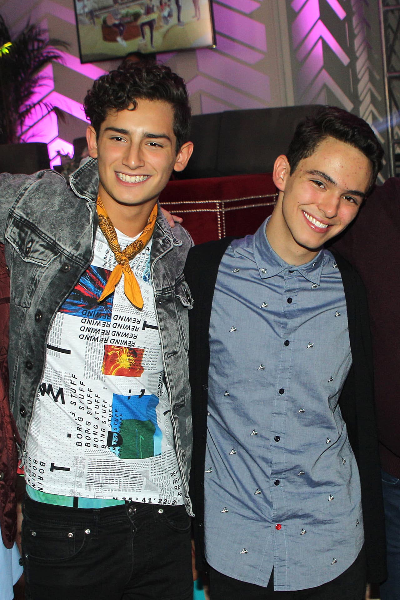 "Hay dos cosas que separo, lo artístico y lo familiar. Uno tiene que aprender a dividir porque el orden es una disciplina muy importante. Yo digo que tanto 
<b>la familia como el trabajo son primordiales</b>, pero con organización todo se puede lograr y acomodar perfectamente", afirmó.