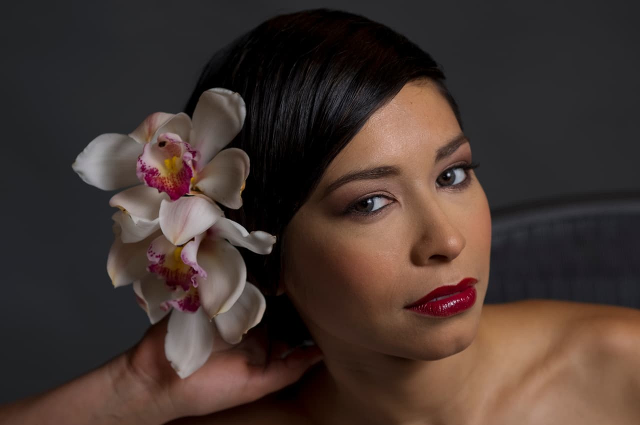 Seguramente la reconocen como "la peleonera" de la quinta temporada pero la mexicana de 26 años regresa motivada, segura de sí misma, con sus emociones controladas y agradecida con una nueva oportunidad. Si ganara la corona le gustaría promover las causas sociales y abogar por las injusticias. Se define como una chica creativa, altruista y testaruda.