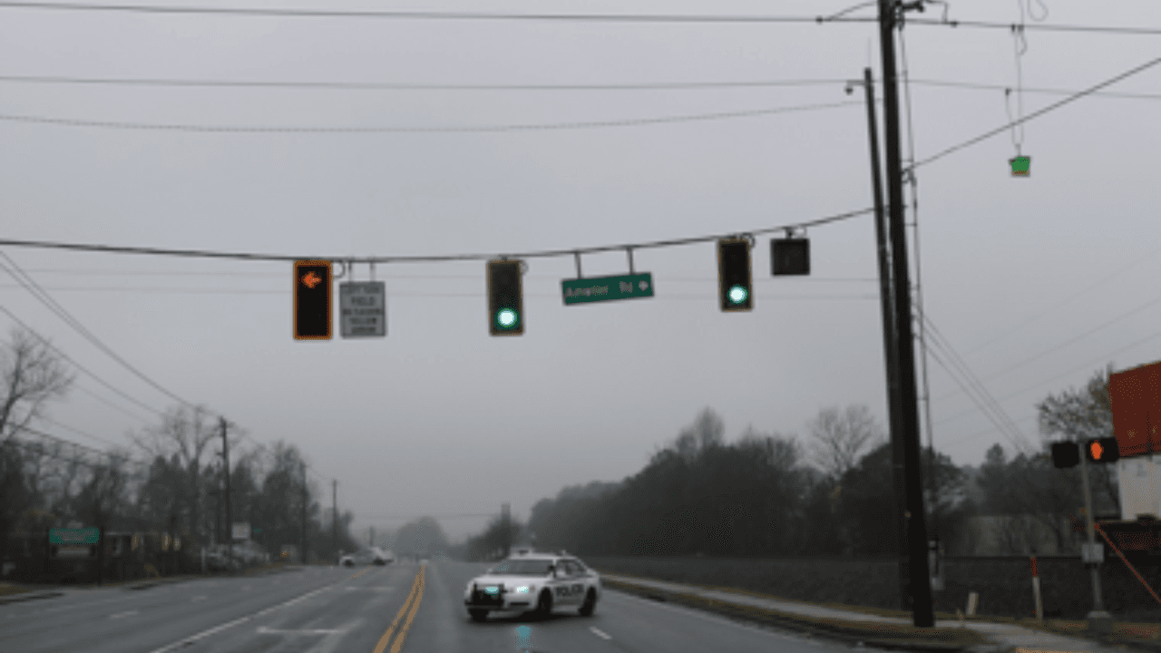 Mujer embarazada pierde a su bebé tras accidente sobre Buford Highway