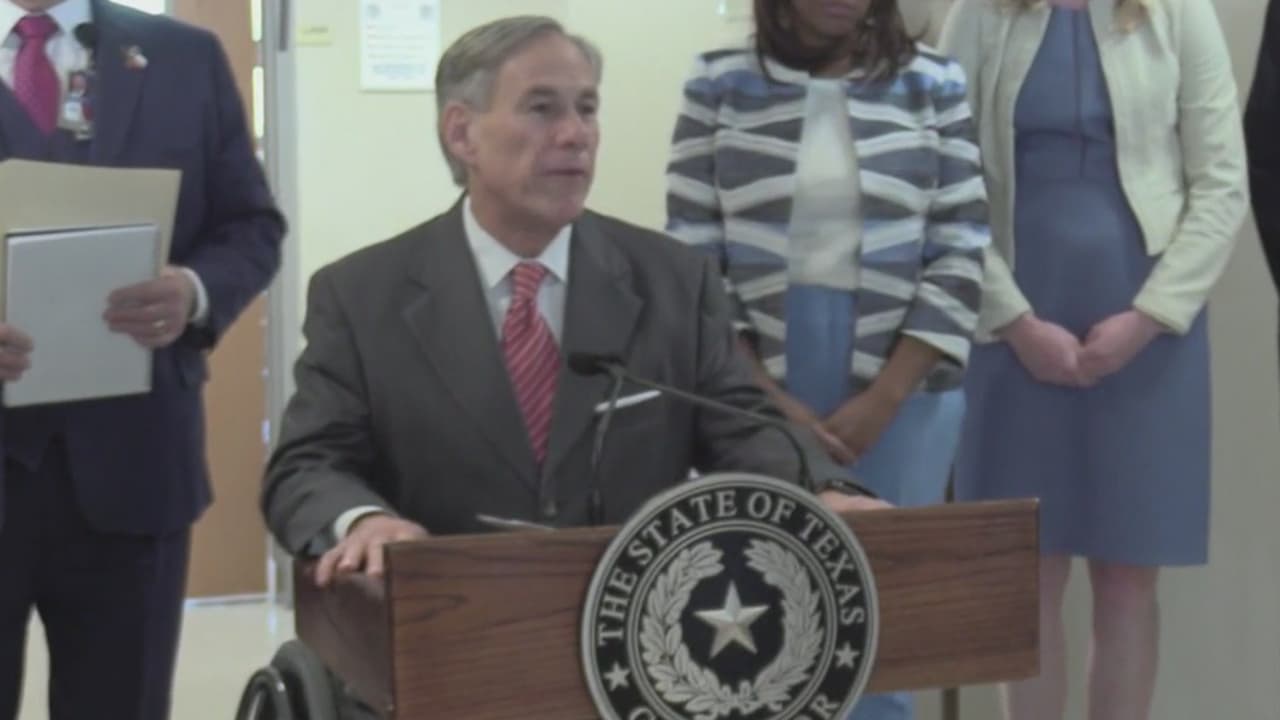 Gobernador de Texas lanza advertencia a compañías que aumenten precios de suministros médicos
