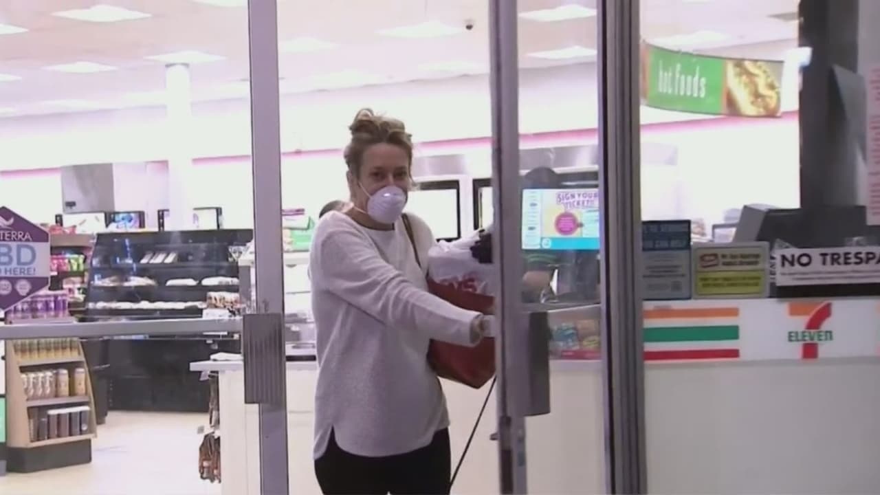 Ordenan el uso obligatorio de máscaras en Miami Beach para evitar propagación del coronavirus