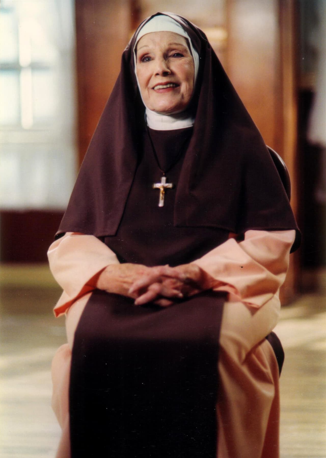 Este melodrama tuvo inolvidables personajes que marcaron la historia, como la Madre Superiora, a la que 
<b>Libertad Lamarque</b> encarnó.