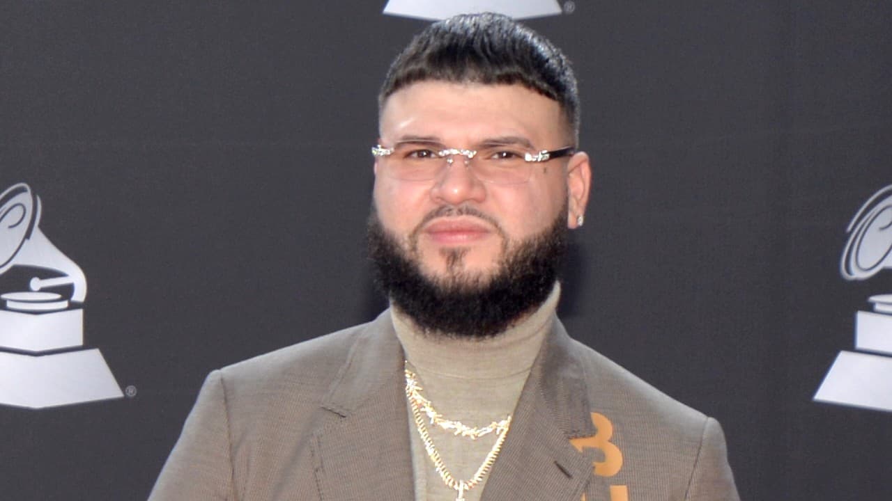 Farruko pide perdón por la letra de sus canciones y proclama su conversión religiosa 