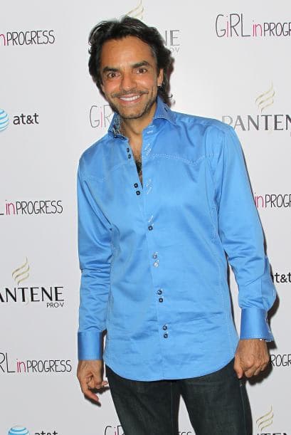 Para ello, buscó un jurado que califique las piezas concursantes e invitó a algunos comediantes reconocidos, como Eugenio Derbez.