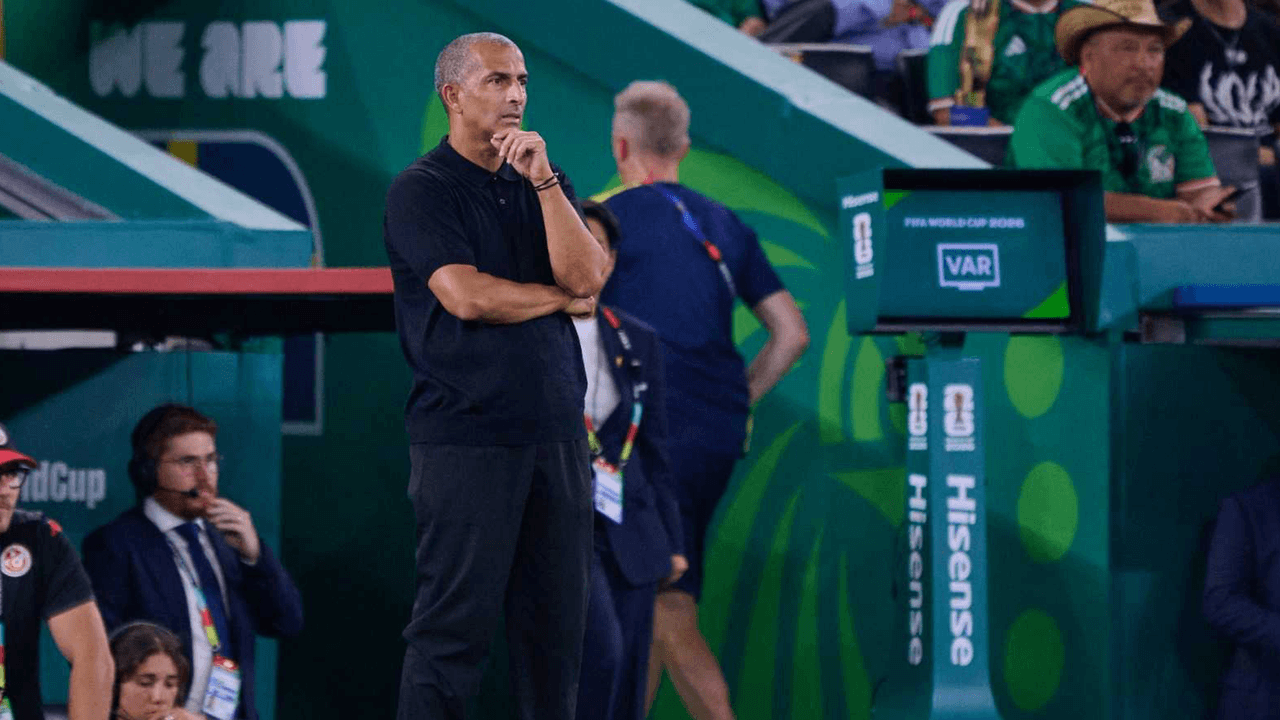 Túnez despide a entrenador Sabri Lamouchi tras goleada ante Suecia