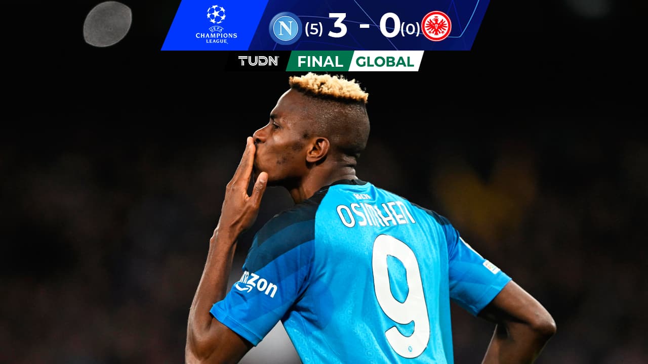 Napoli golea al Eintracht y camina hacia Cuartos de Champions