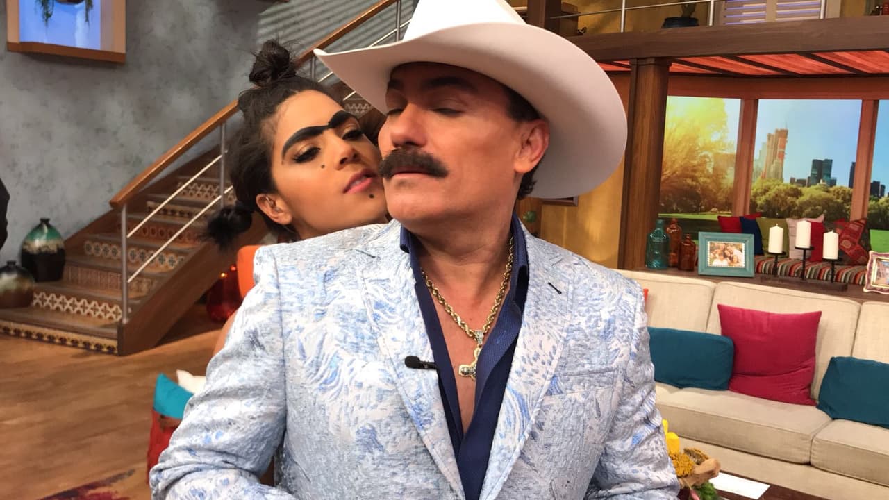 Mela dejó impresionado al cantante con su belleza, pero principalmente con sus ocurrencias.