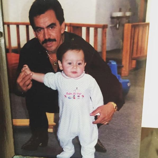 Julián Figueroa es el hijo del Joan Sebastian que ha estado más expuesto en los medios, pues al ser el retoño de otra famosa Maribel Guardia, hemos sido testigos de su crecimiento.