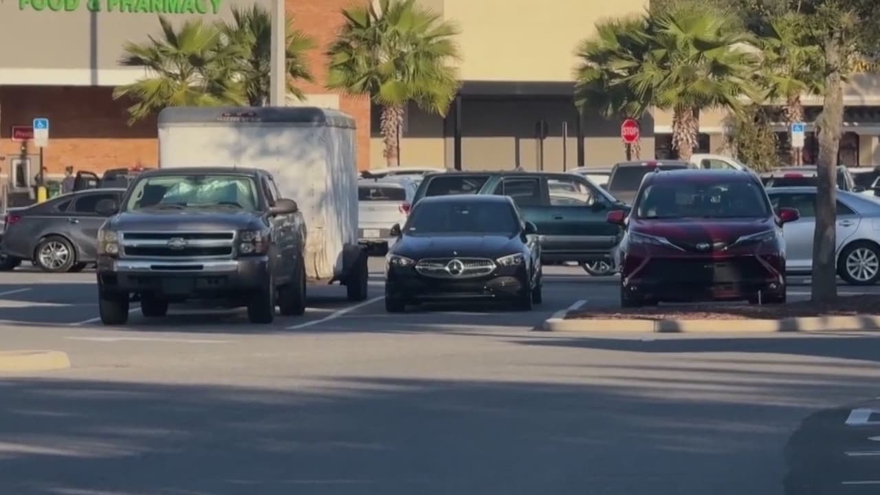 Alertan sobre posible operativo de ICE cerca del DMV en University Boulevard