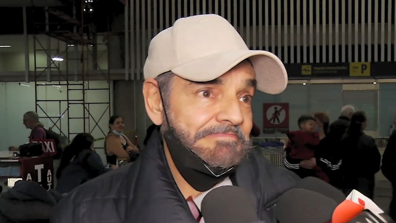 Eugenio Derbez aclara por qué no habló tras la muerte de la madre de Aislinn