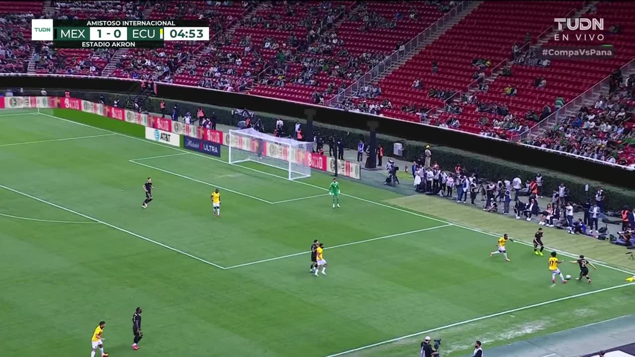 ¡TIRO ATAJADO! disparo por John Yeboah.