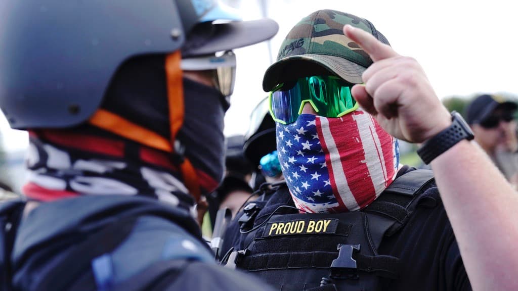 Trump planifica redadas masivas de indocumentados: ¿participarán las milicias que le son afines?