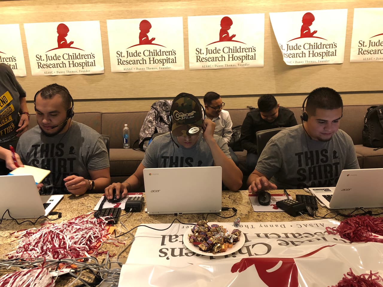 Las 2 agrupaciones también se convirtieorn en 
<b>Ángeles de Esperanza</b>.
<br>
<br>
<b>DONA AQUÍ: <a href="http://bit.ly/UnidosConStJude" target="_blank">bit.ly/UnidosConStJude</a></b>