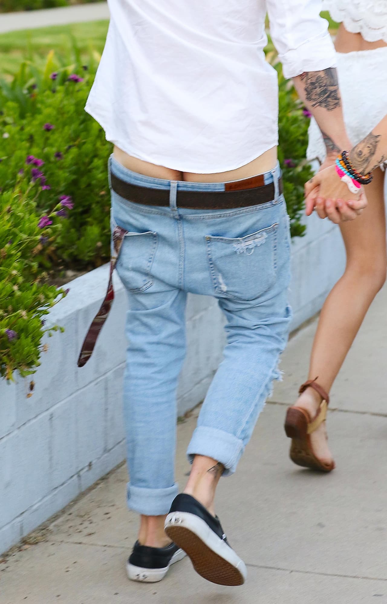 A Michael se le caían los pantalones, ¡y al parecer no llevaba ropa interior!