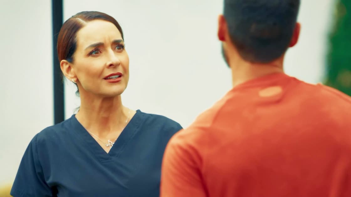 Aitana sospecha que Luciano no ama a Larisa | Mi Verdad Oculta | Capítulo 3