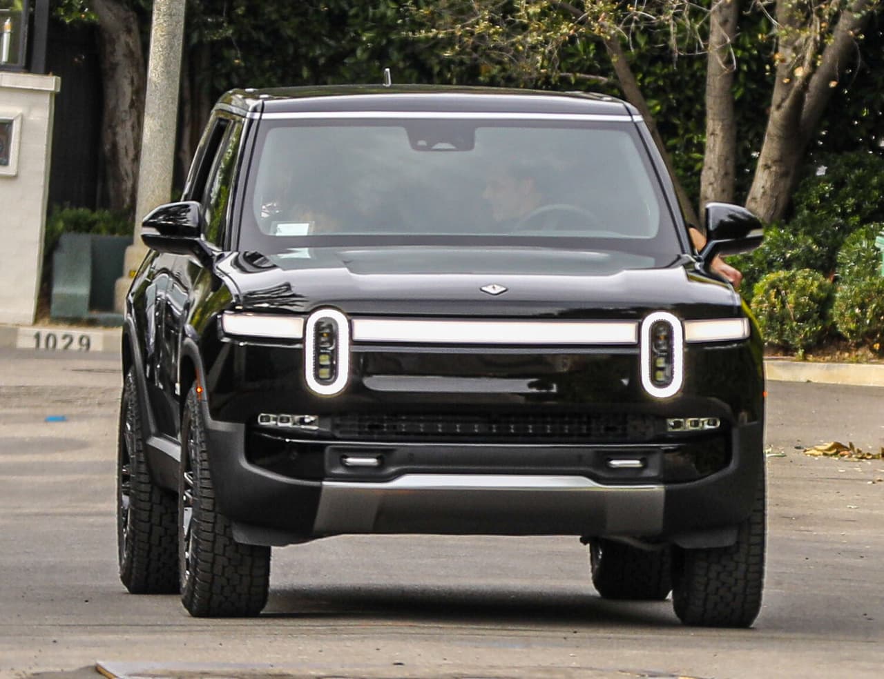 El pasado mes de julio, The Sun reportó que Ben poseía una colección de autos valorada en 1.2 millones de dólares. 
<br>