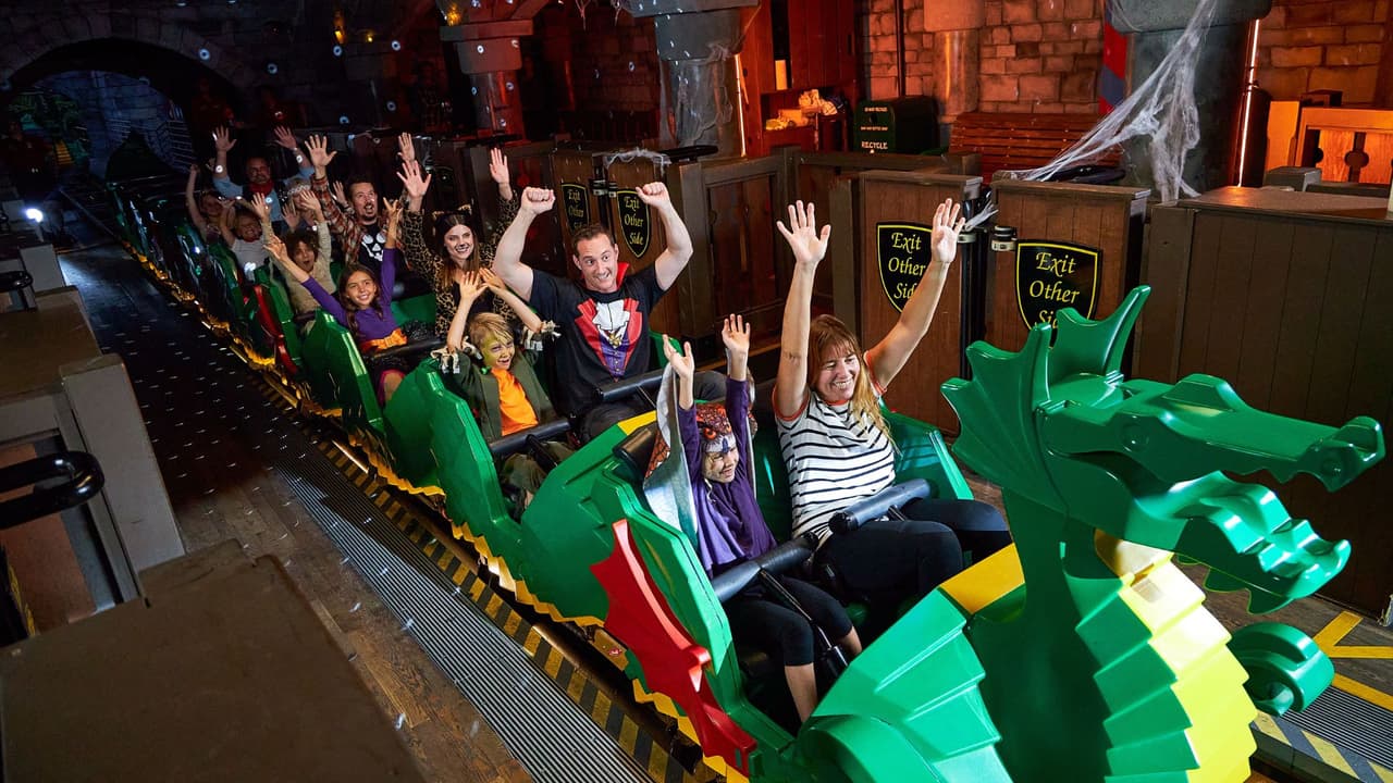 🎃 "Brick-or-Treat" regresa a LEGOLAND con diversión familiar y sustos amistosos.