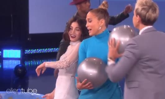 Pelotazo a traición a Jennifer López: Ellen Degeneres le da en toda la cara (y ella se venga)
