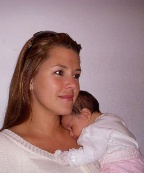 Alicia Machado recibió a su hija Dinorah el 25 de junio del 2008. Ella siempre 
<a href="https://peopleenespanol.com/celebridades/alicia-machado-revela-quien-es-el-padre-de-su-hija/" target="_blank">ha asegurado que el papá de la niña</a> es el empresario Rafael Hernández Linares, aunque prefiere guardarse los detalles sobre su relación amorosa.