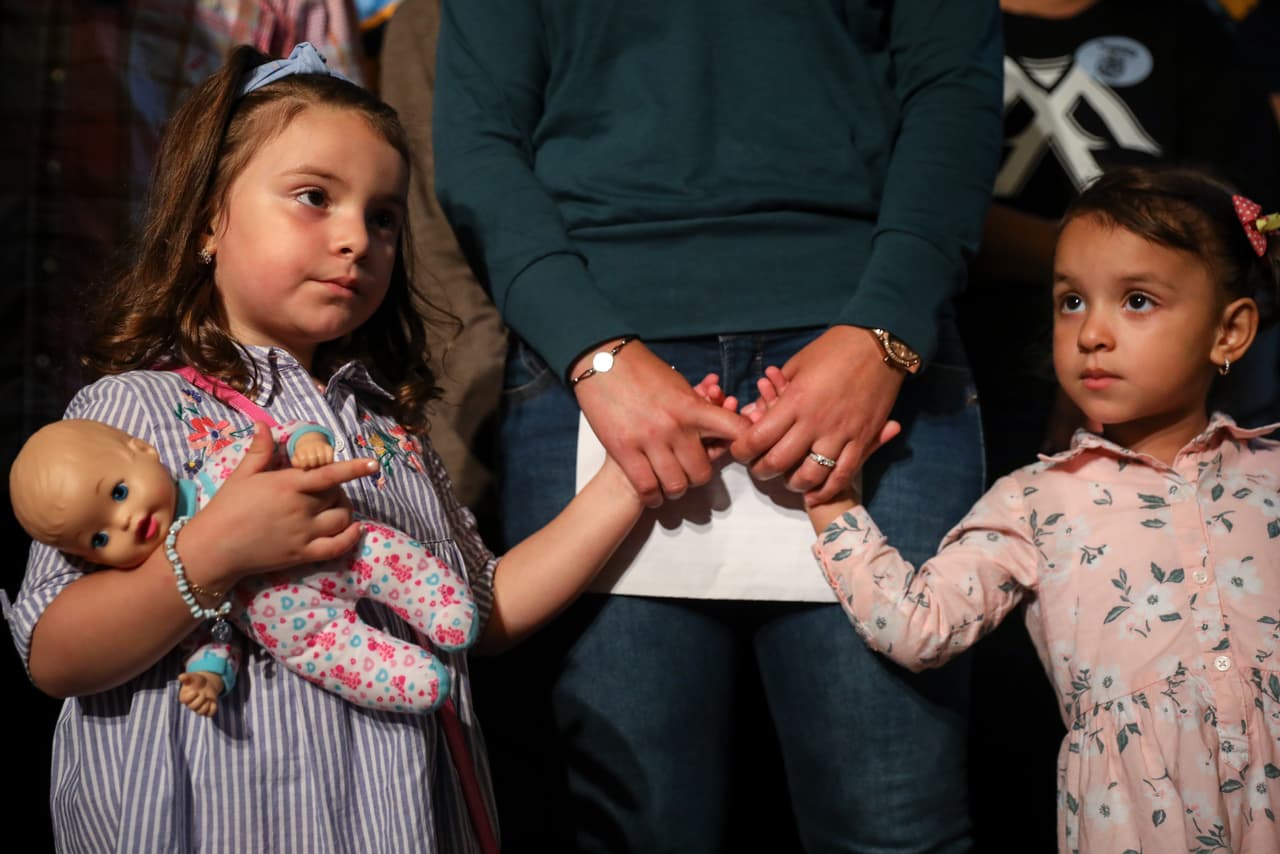 "Por cada padre que no sea localizado un niño quedará huérfano": juez advierte las consecuencias de fallar en la reunificación