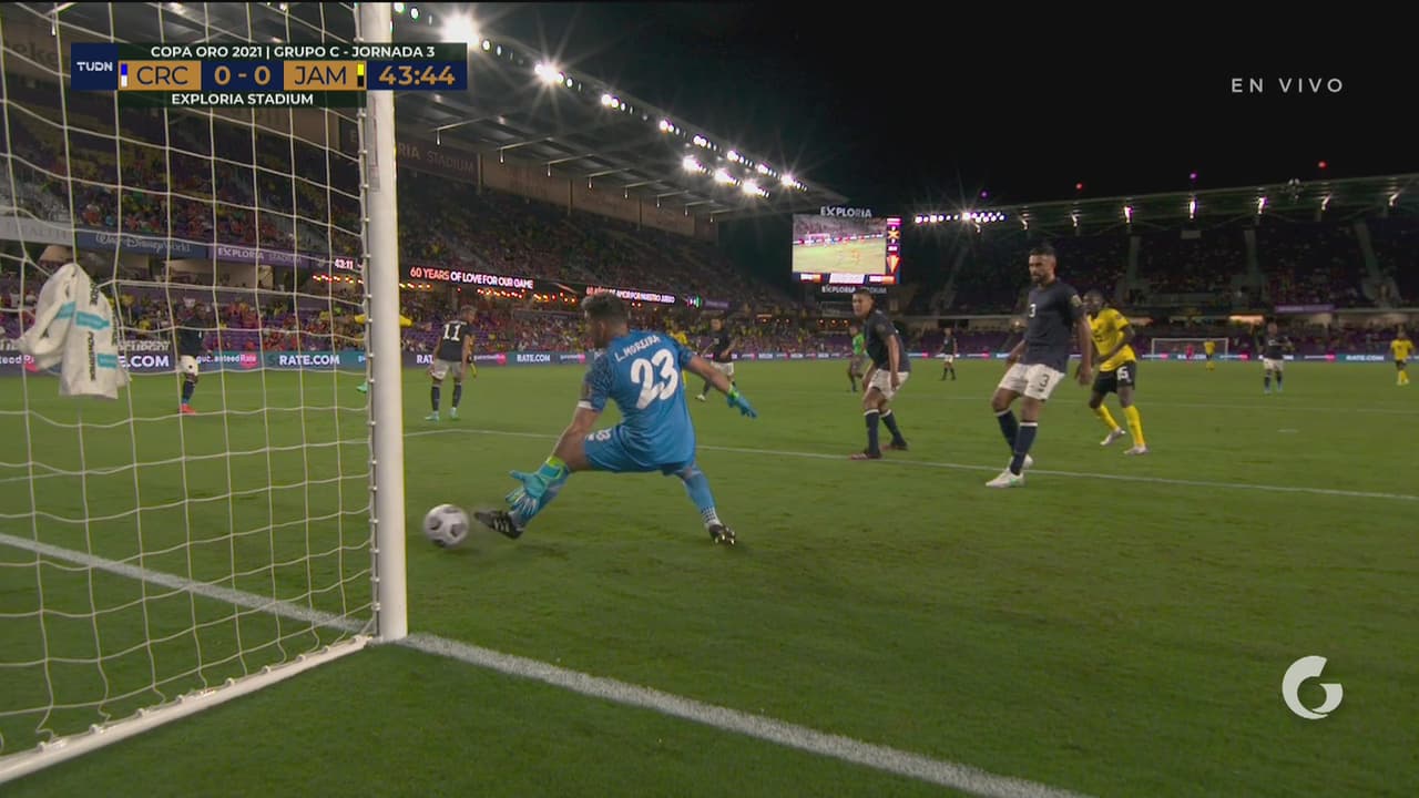 ¡Moreira evita el gol de Jamaica! Otra vez Andre Gray la deja escapar