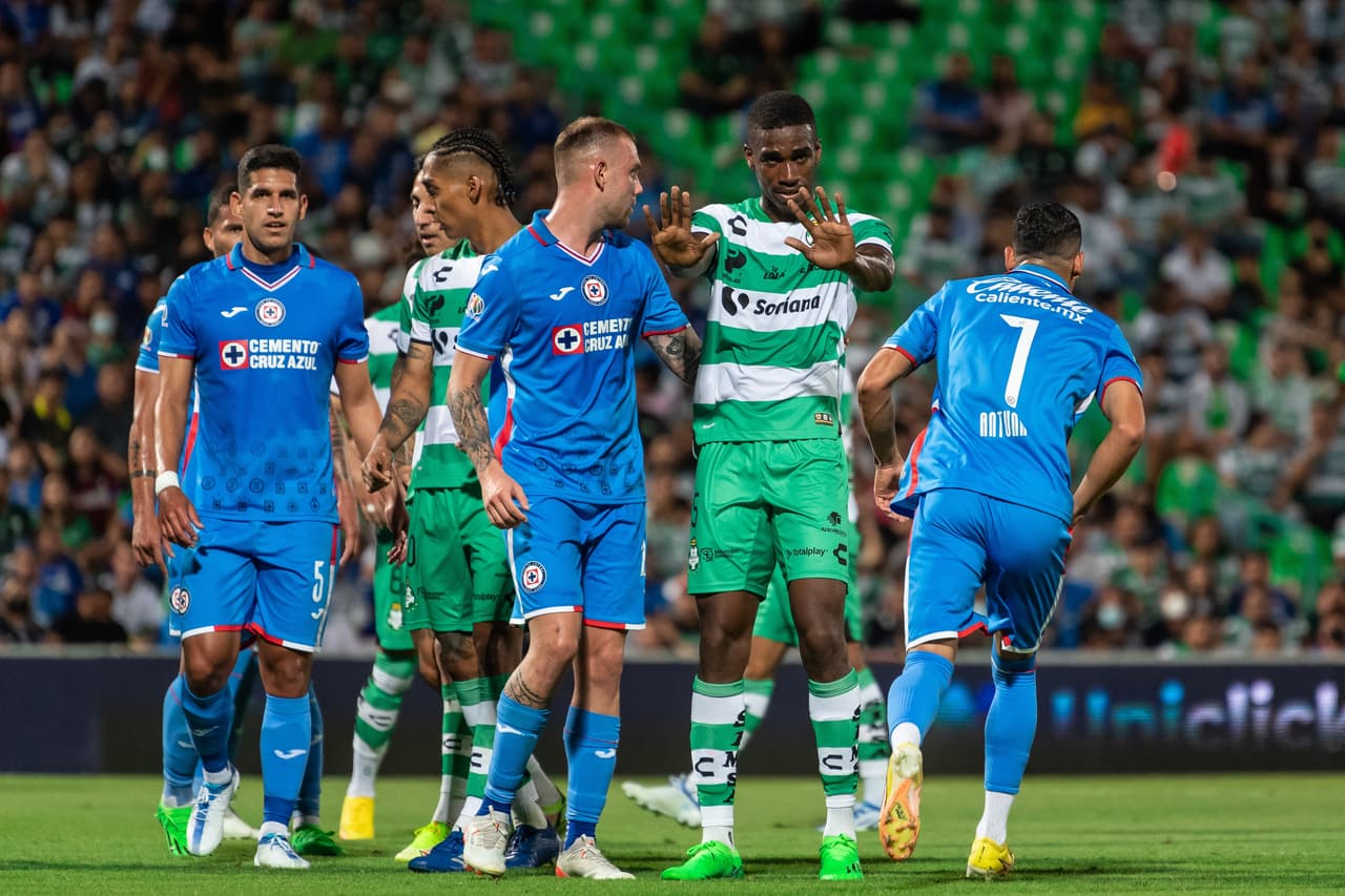 Santos fue contundente y goleó a Cruz Azul que sigue sin enocntrar la regularidad en el Apertura 2022.