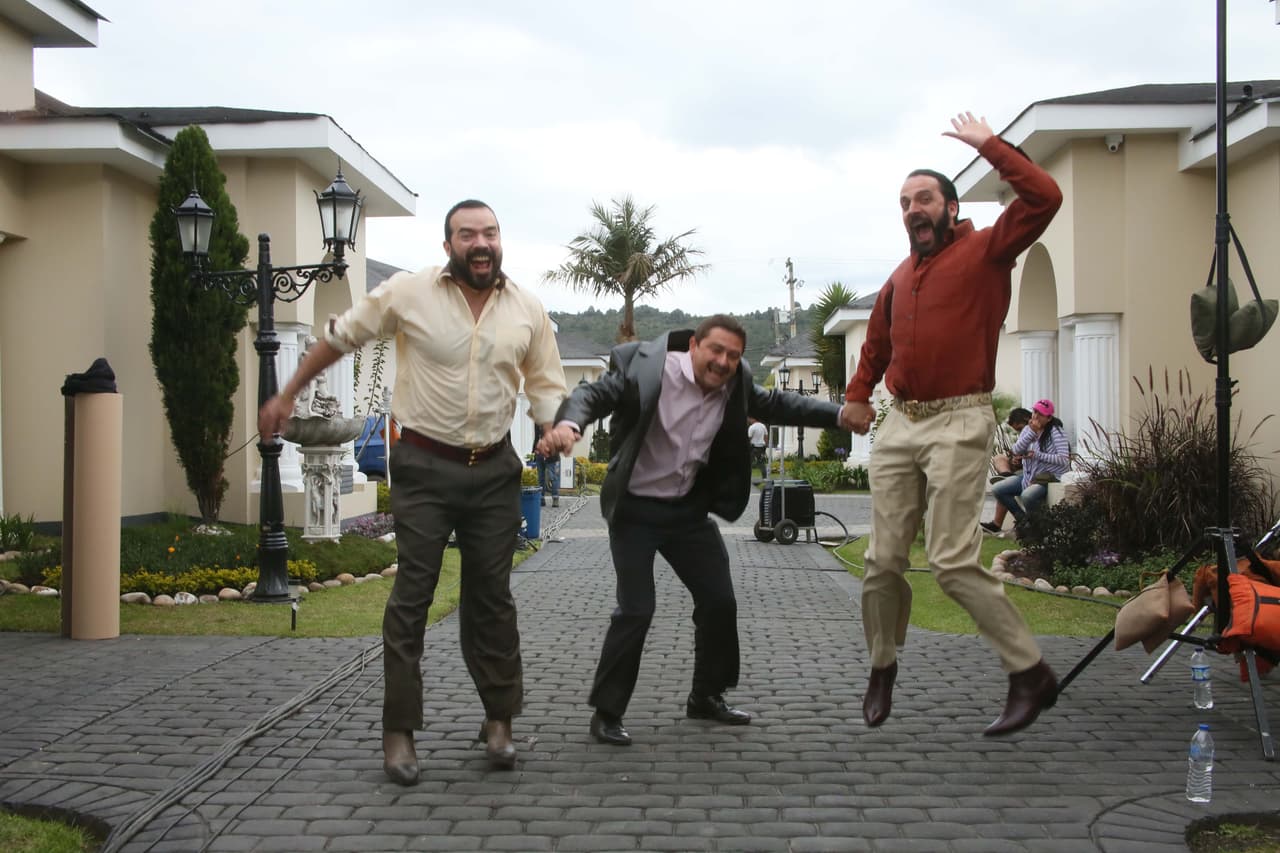 El elenco de 'El Chapo' sí que sabe divertirse detrás de cámaras 