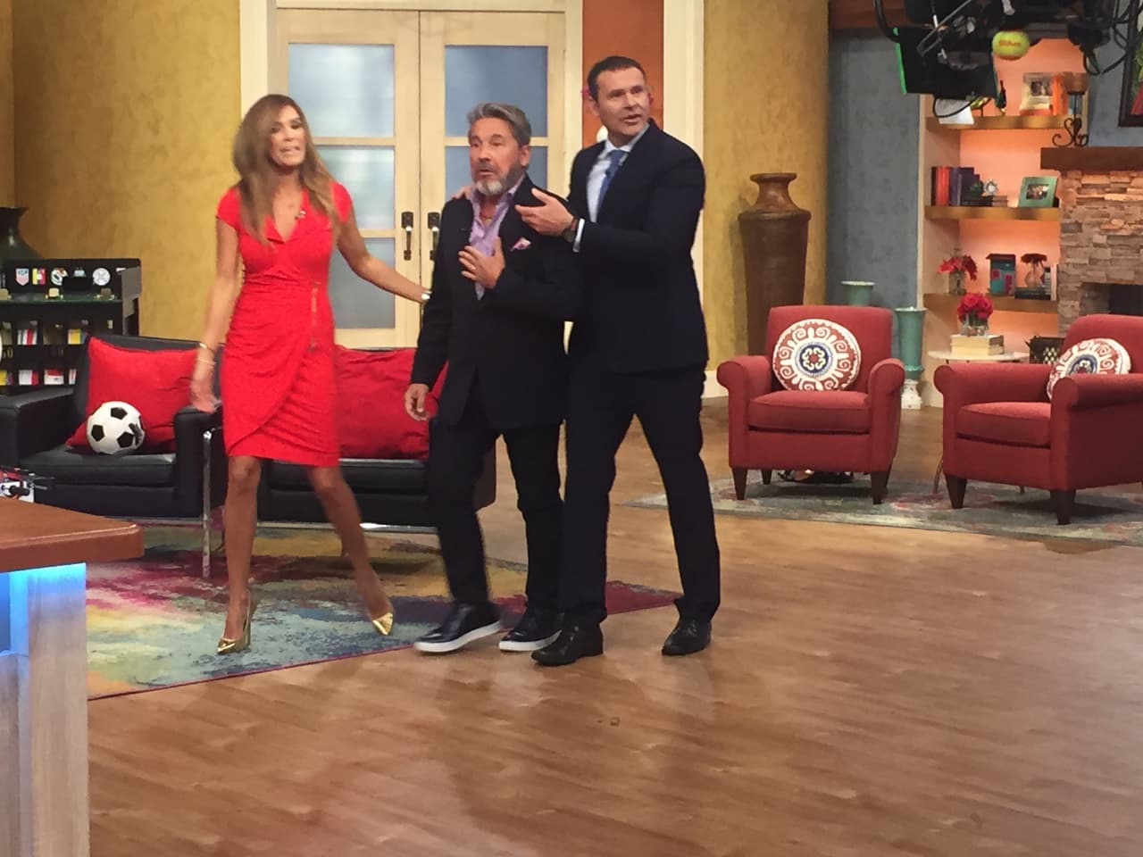 ¡Nos encanta tenerlo en casita! Ricardo Montaner engalanó la mañana con su presencia.