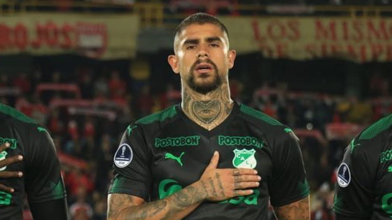 ¿Intento de asalto o de homicidio? El vehículo de Juan Quintero recibe seis balazos y sale ileso