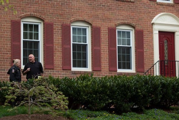 Anzor Tsarnáev, el supuesto padre de los hermanos Tsarnáev, sospechosos del atentado terrorista durante el maratón de Boston (EEUU), denunció que los servicios secretos estadounidenses tendieron una trampa a sus hijos por tratarse de "creyentes musulmanes".