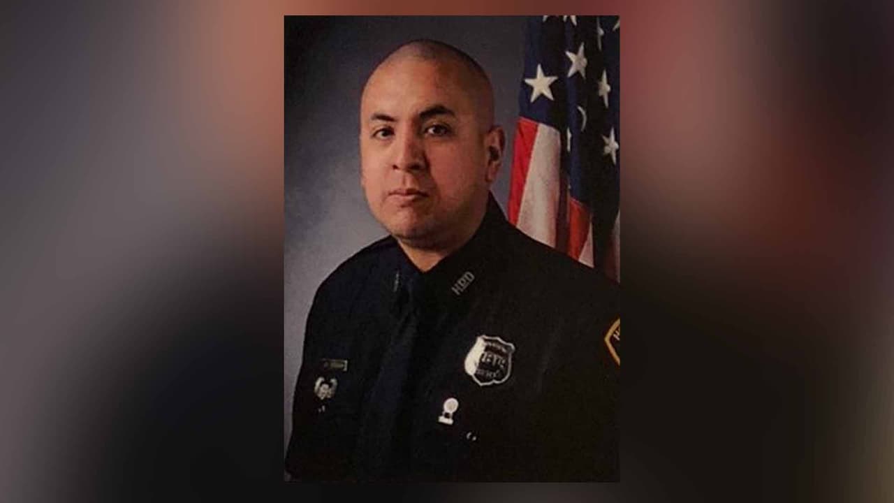 José Guzmán fue reconocido como oficial de apoyo del año pro su profesionalismo y su actitud positiva.