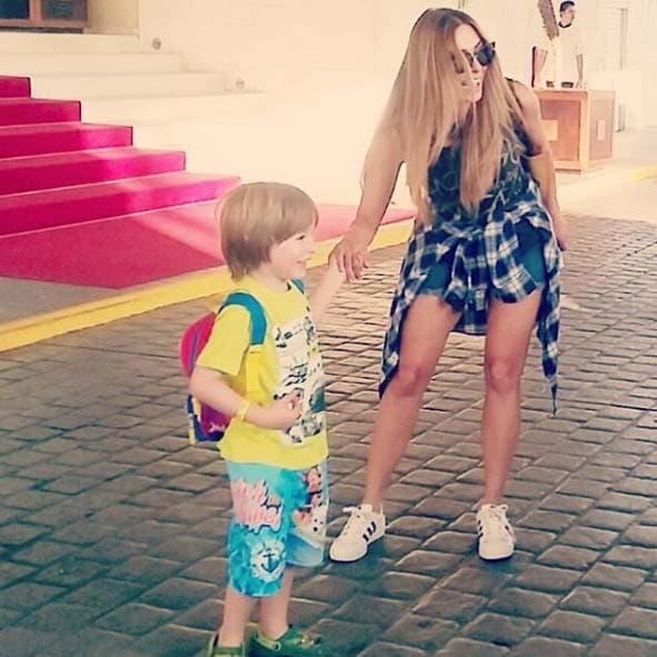 El pequeñito apenas tiene cuatro años de vida y se ha encargado de llenar de felicidad cada día de la vida de su mamita.