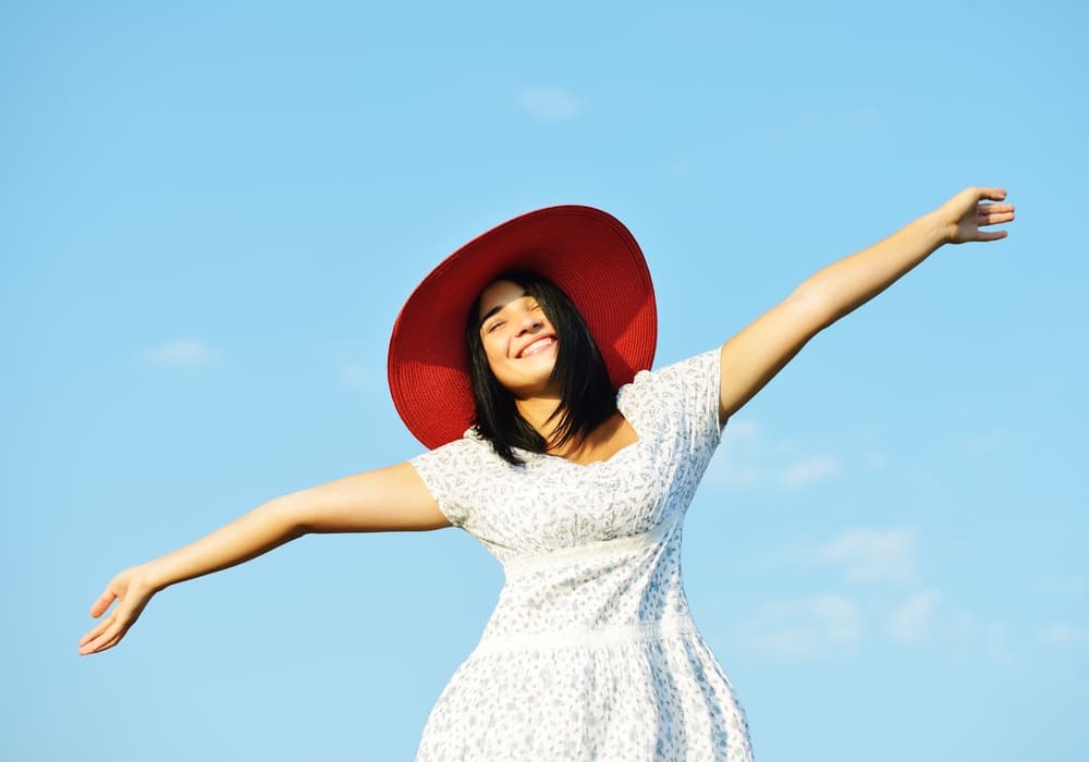 Compasivo e intuitivo tu signo pisciano tiene un lema excelente: Yo Creo. Sin embargo, que nadie se equivoque. Esto no significa que seas crédulo totalmente y te puedan manipular. ¡Al contrario! Tu maravillosa intuición te ayuda a detectar la falsedad e hipocresía donde otros no la ven y también la bondad y el amor que puede estar ocultos detrás de una fachada de dureza.