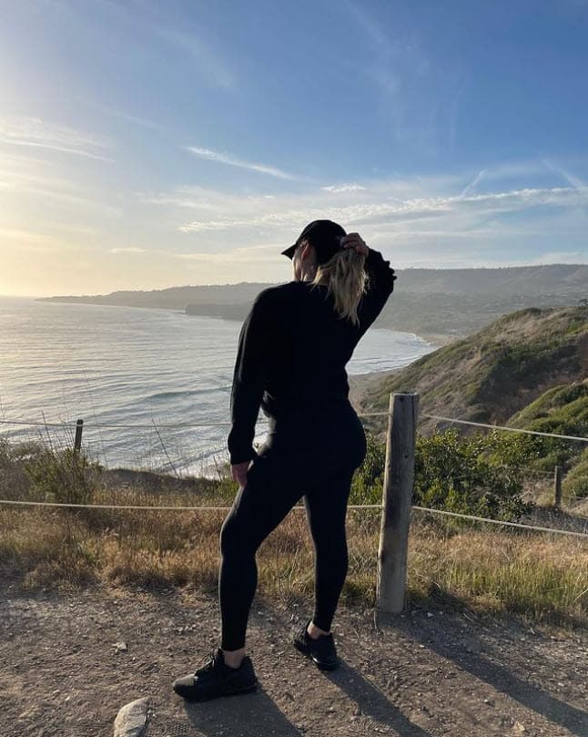 La hermana menor de la dinastía Rivera confesó que le tomó muchos años superar el trauma y sentirse "libre", pero desde la muerte de Jenni la perdió al convertirse en
<b> la albacea de su fortuna.</b>
<br>