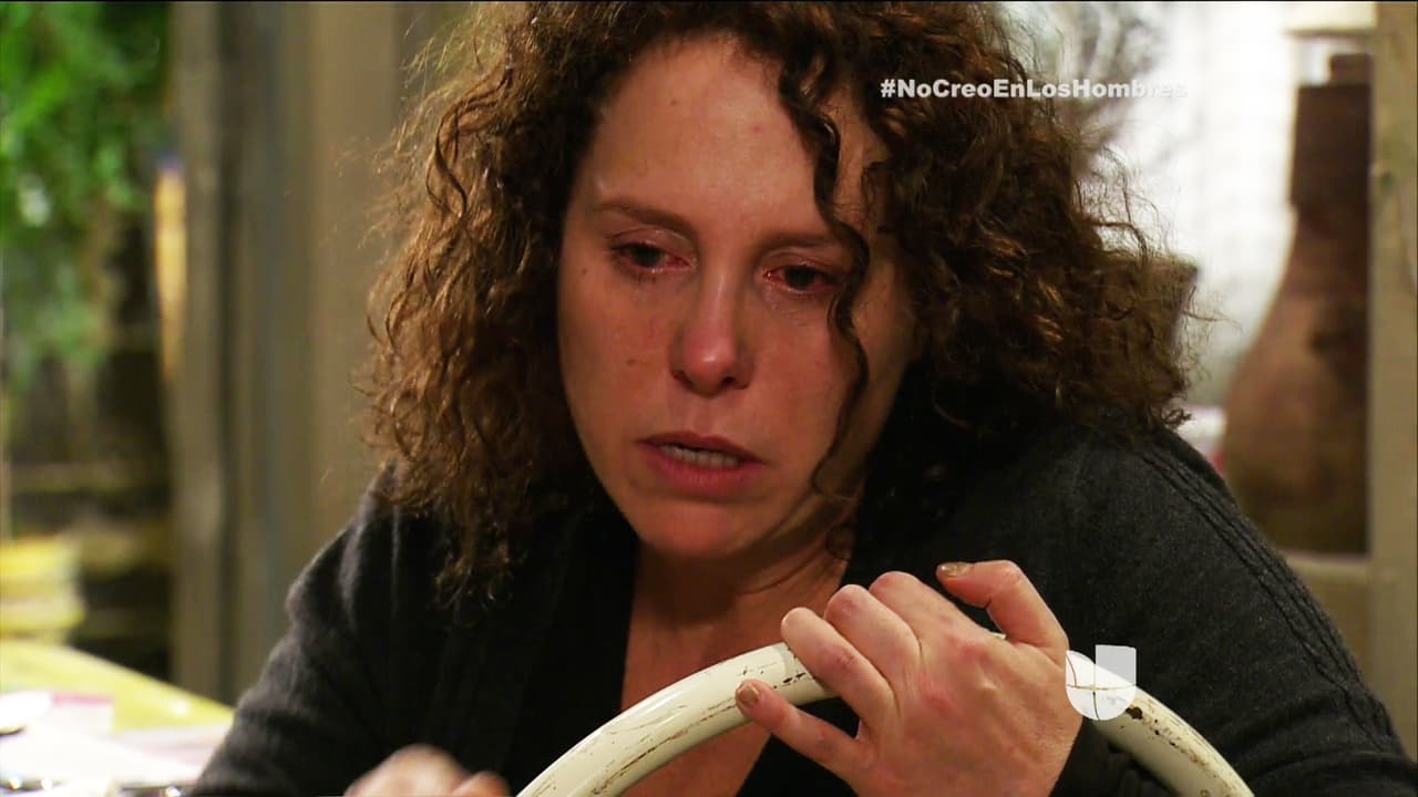 Tu madre sólo espera el momento para ver destruído a Claudio.