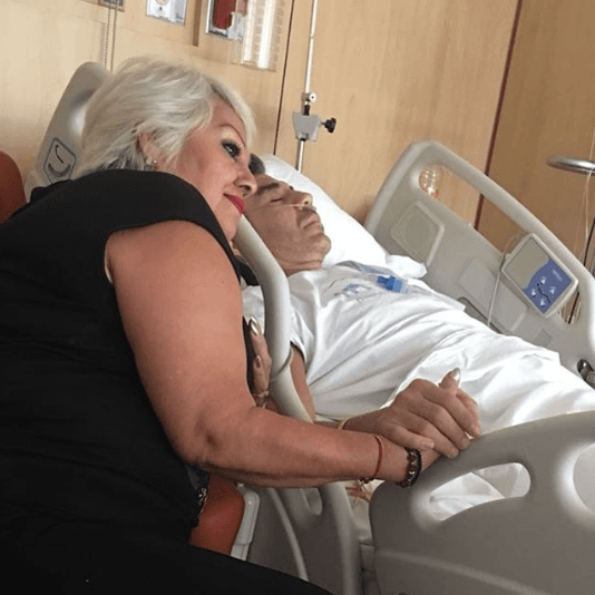 La gira 'Imparables, el show' donde Uribe hace mancuerna con Omar Chaparro, tenía presentaciones programadas en Los Ángeles, California, pero esta se pospuso debido a su cirugía.