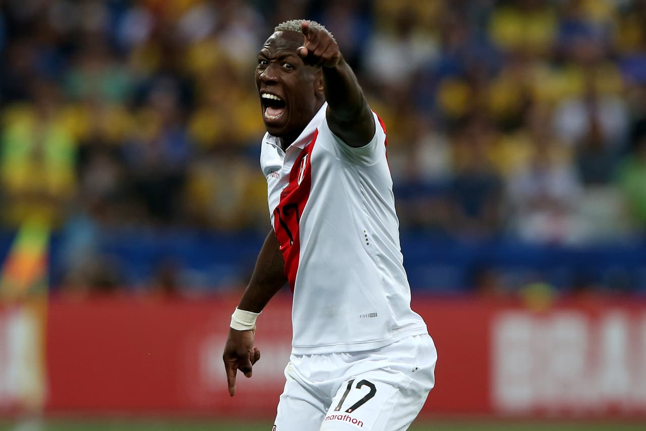 Un buen dinero recibirá Tigres toda vez que Rayo Vallecano hará efectiva su opción de compra sobre el peruano Luis Advíncula que cumple con actuación destacada en la Copa América.