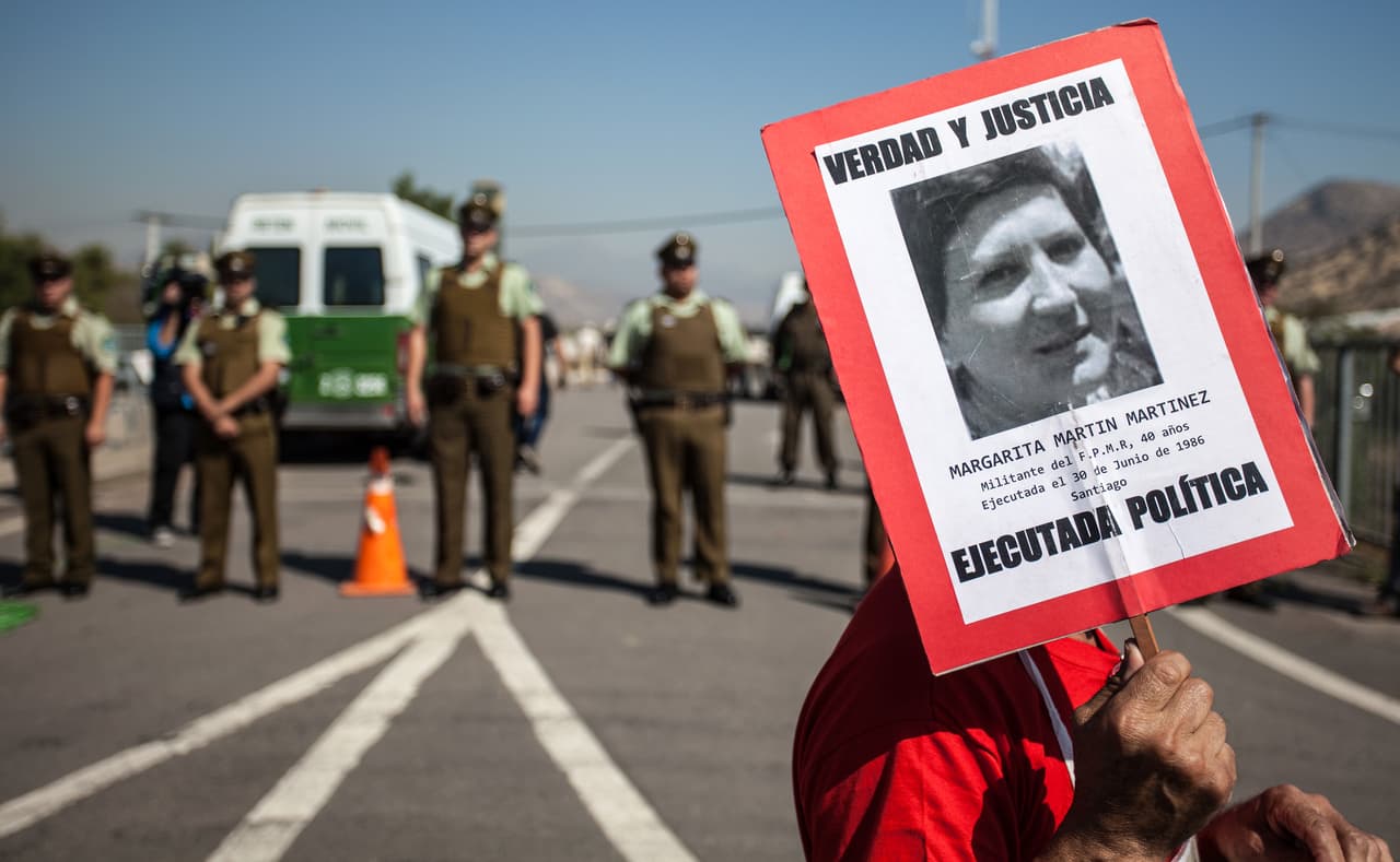 Exoficiales de Pinochet piden perdón por sus crímenes, pero las víctimas no les creen